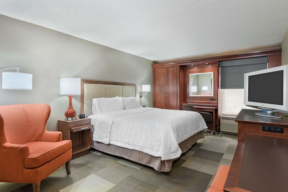 Hampton Inn Boston Marlborough - photo 10