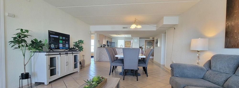 Saida Towers Iii 3101 3 Bedroom Condo by RedAwning - photo 36