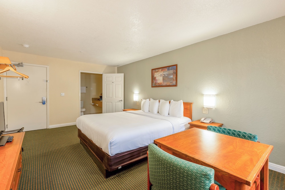 Hotel Avenida San Clemente Beach - photo 15