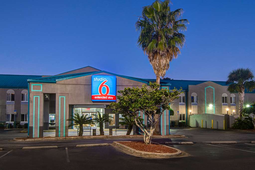 Studio 6 Pensacola FL West I 10 - photo 3