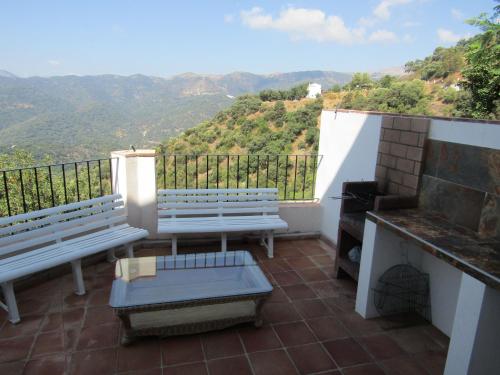Casas Rurales Jardines Del Visir — Genalguacil