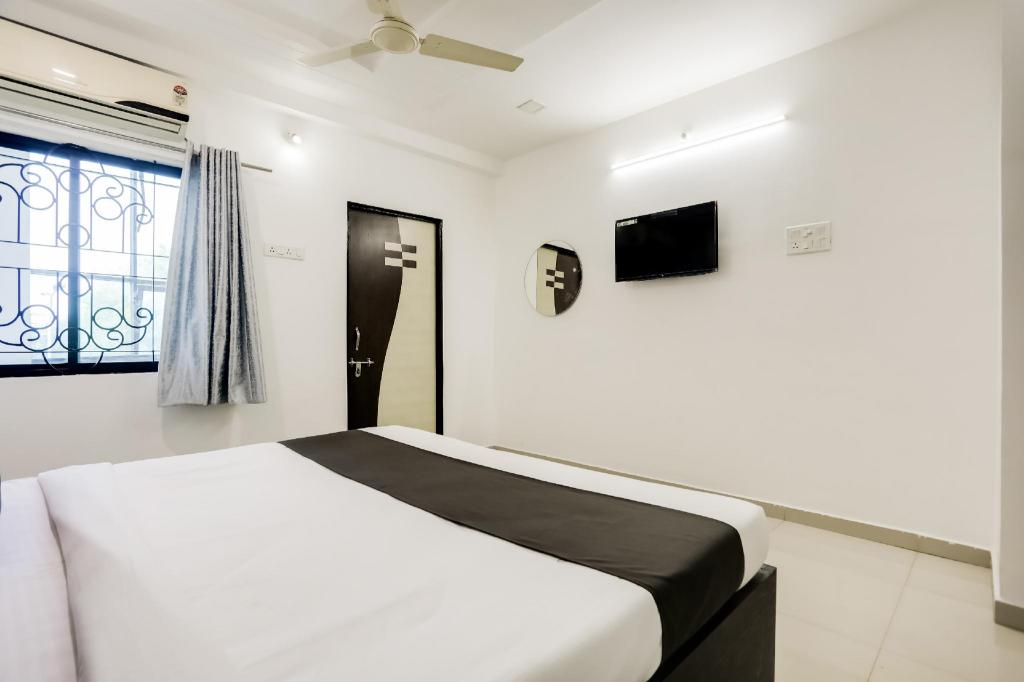 Hotel O Grand Trinity - last minute hotel in Nagpur
