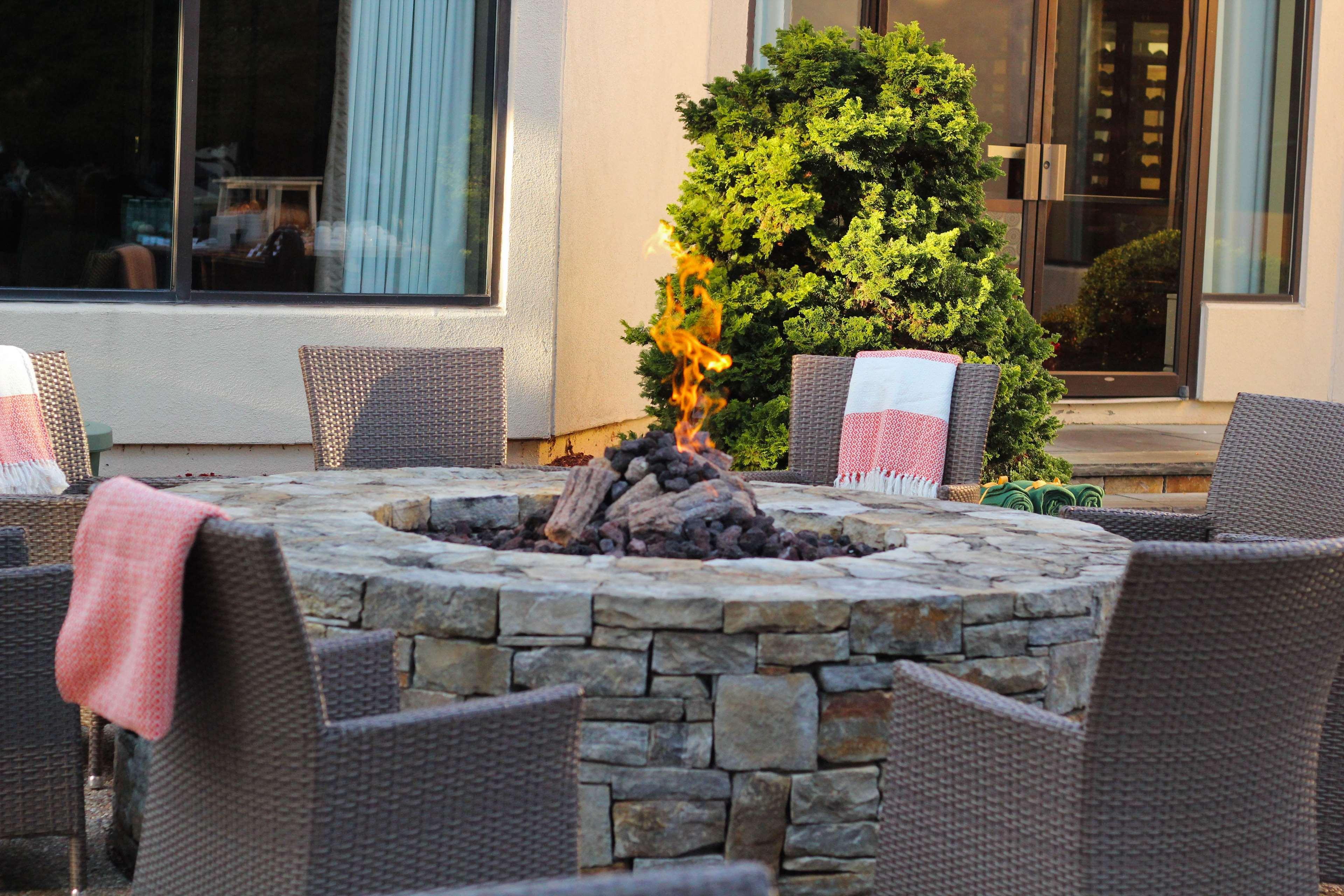 DoubleTree by Hilton Hotel Boston Bedford Glen - photo 38
