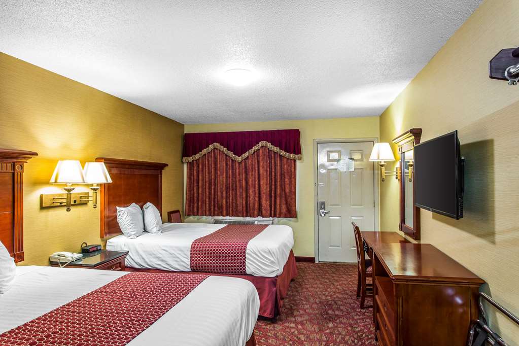Rodeway Inn Goodlettsville South - photo 12