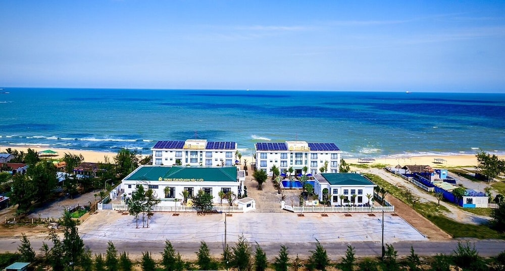 Hoang Yen Boutique & Hotel in Morjim, India