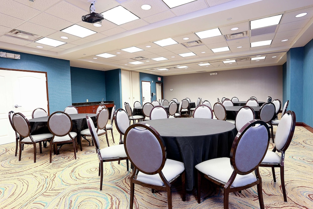 Hampton Inn & Suites Tampa Wesley Chapel - photo 34