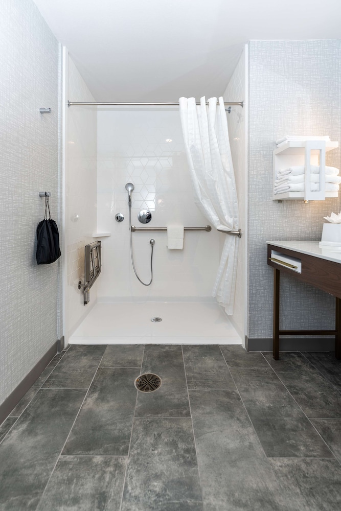 Hampton Inn & Suites Houston Sugar Land - photo 47