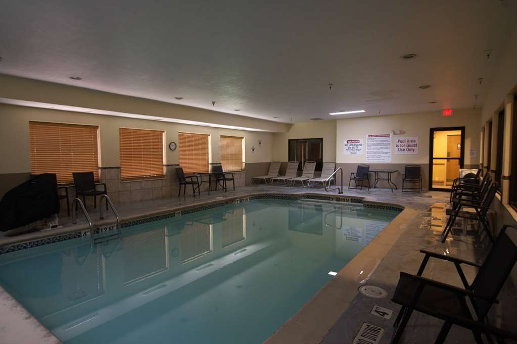 Baymont by Wyndham Portage Indiana Dunes - photo 6