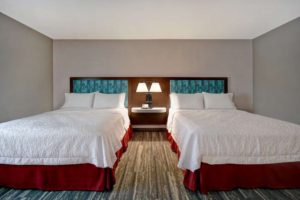 Hampton Inn Pleasant View TN - photo 15