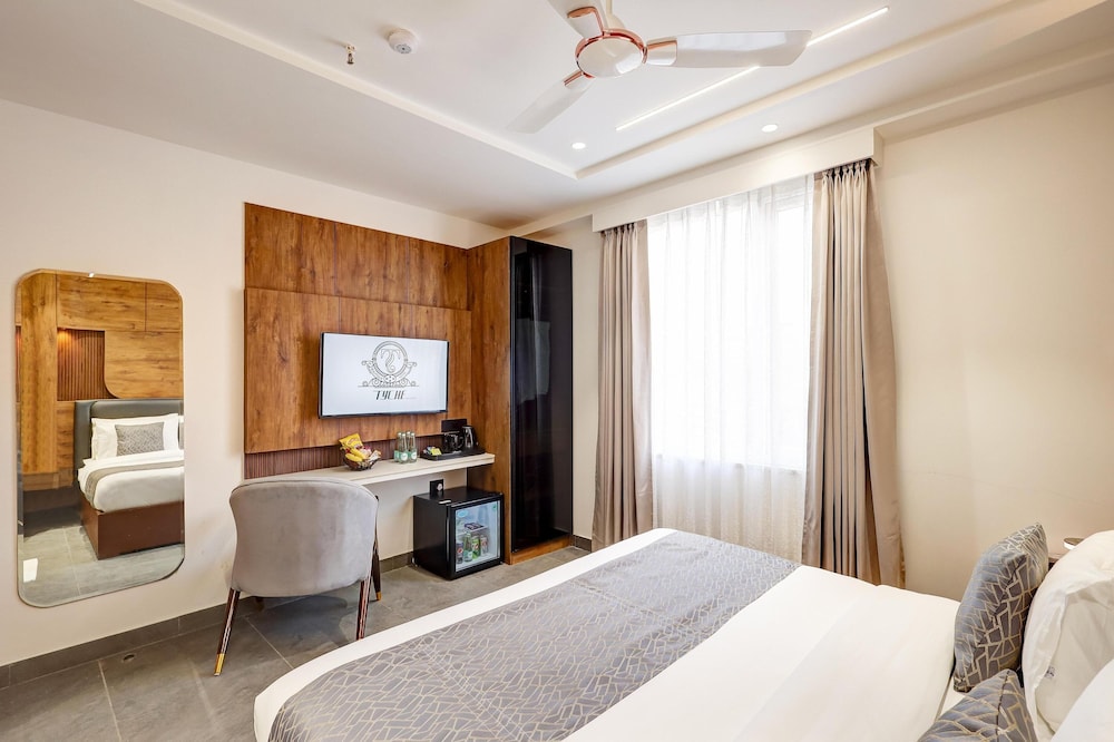 Tyche Boutique & Suites — 4-Star Luxury Hotel in New Delhi, India