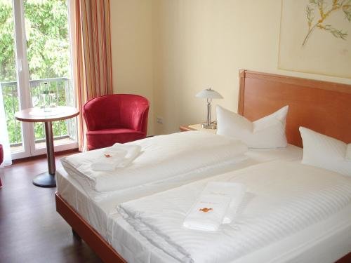 Pension Sanddorn mit Café Carlssons — 4-Star Luxury Hotel in Ostseebad Binz, Germany