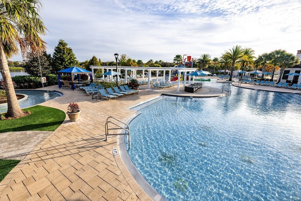 Spacious 8BR Villa w Pool & Resort Amenities - photo 43