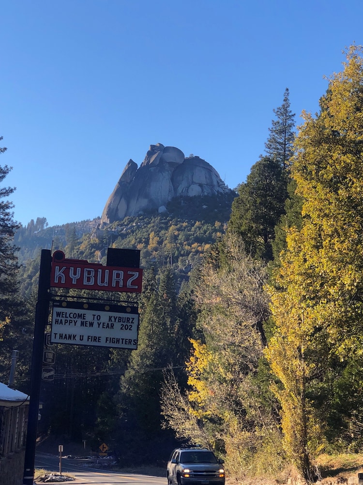 Sierra Inn on the River - photo 12