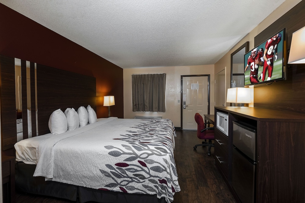 Red Roof Inn Valdosta University - photo 10