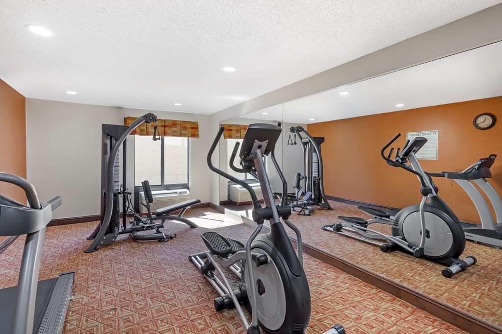 Quality Inn Raleigh Downtown - photo 24