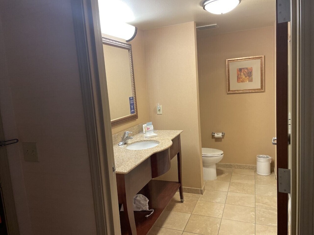Hampton Inn Rawlins - photo 59