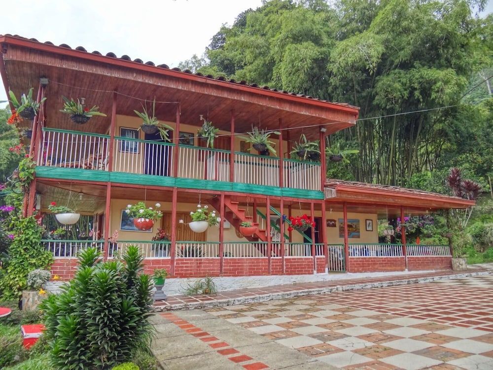 Finca Turística Los Rosales in Dosquebradas, Colombia