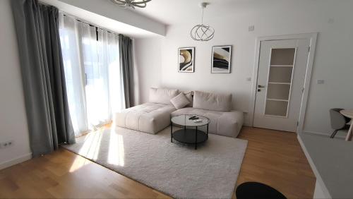 Sears Residence Seljanovo — 4-Star Luxury Hotel in Tivat, Montenegro