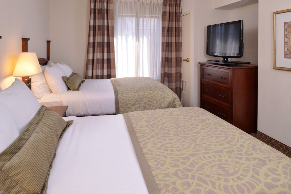 Staybridge Suites Indianapolis Airport by IHG - photo 13