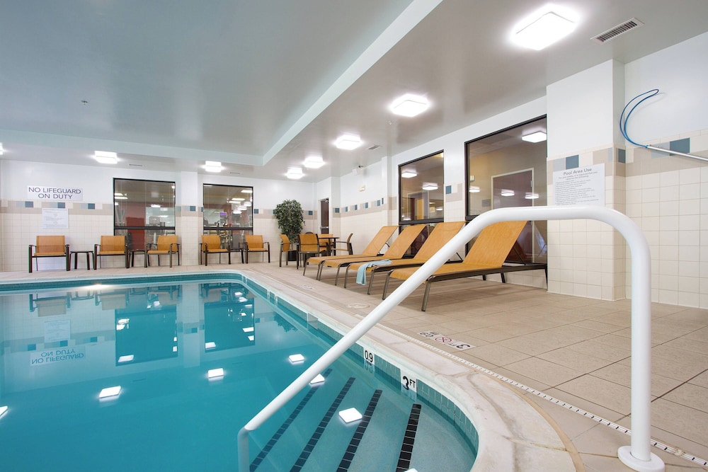 Courtyard by Marriott Blacksburg - photo 12