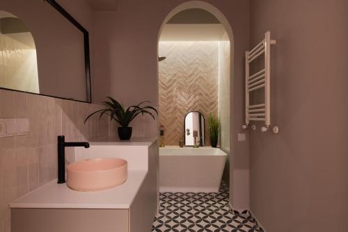 New Central Apartment in Tbilisi