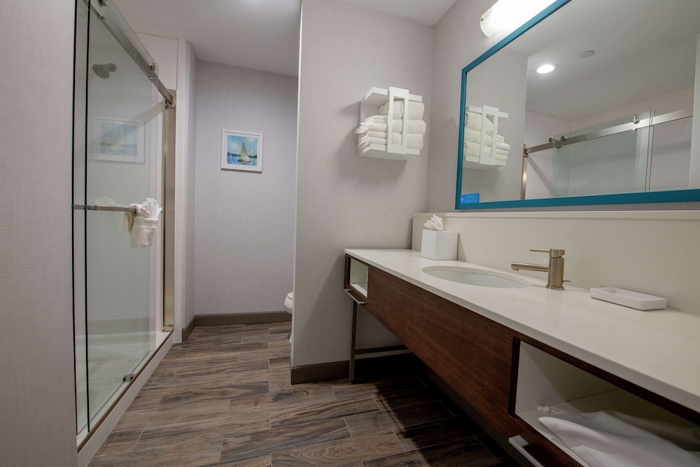 Hampton Inn & Suites Duncanville Dallas - photo 45