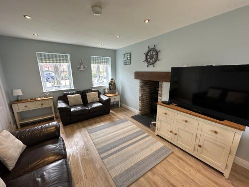 Seashells Cottage Part of the The Bay Filey Holiday Village with pool gym and direct beach access pub restaurant tennis and meadows walks