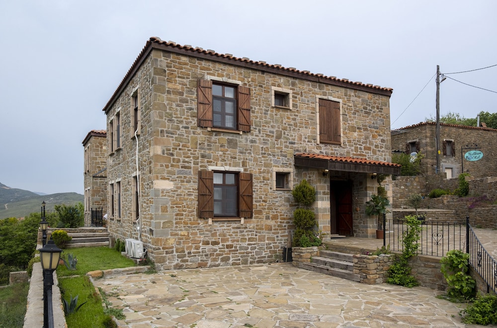 Salkım Butik Otel in Gokceada, Turkey