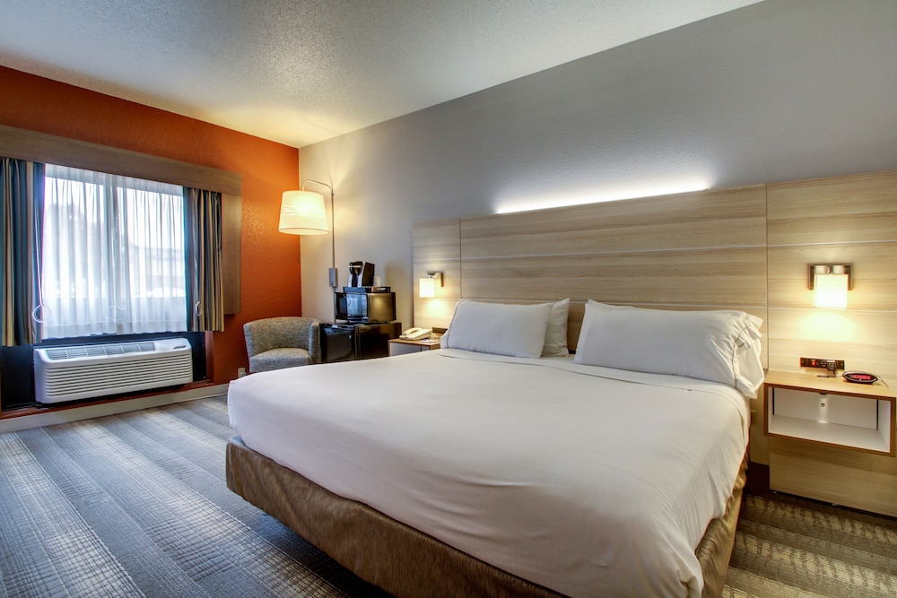 Holiday Inn Express Milwaukee North Brown Deer Mequon by IHG - photo 3