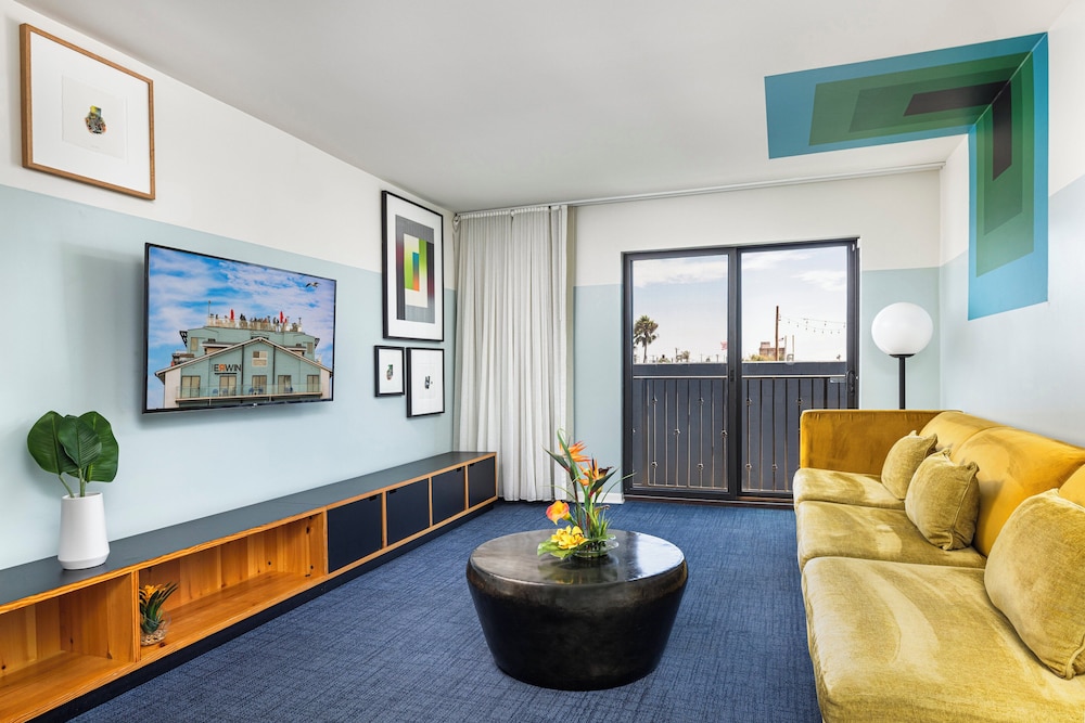 Hotel Erwin Venice Beach - photo 13