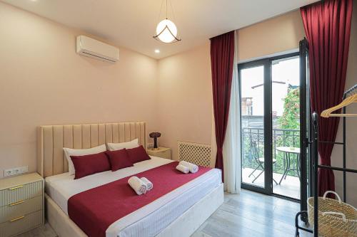 Comfortable 2BR Apt with 3 Balconies by Wehost
