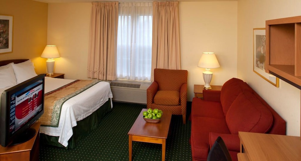 TownePlace Suites by Marriott Fort Meade National Business Park - photo 10