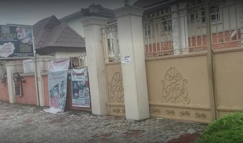 New Grange Hotel And Suites