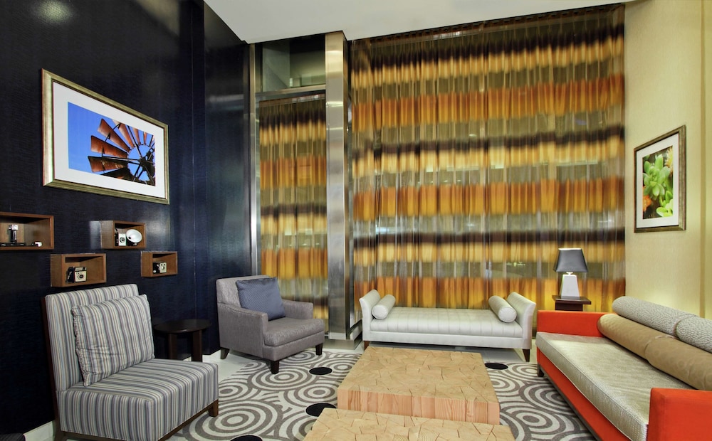 Hilton Garden Inn New York Midtown Park Ave - photo 5