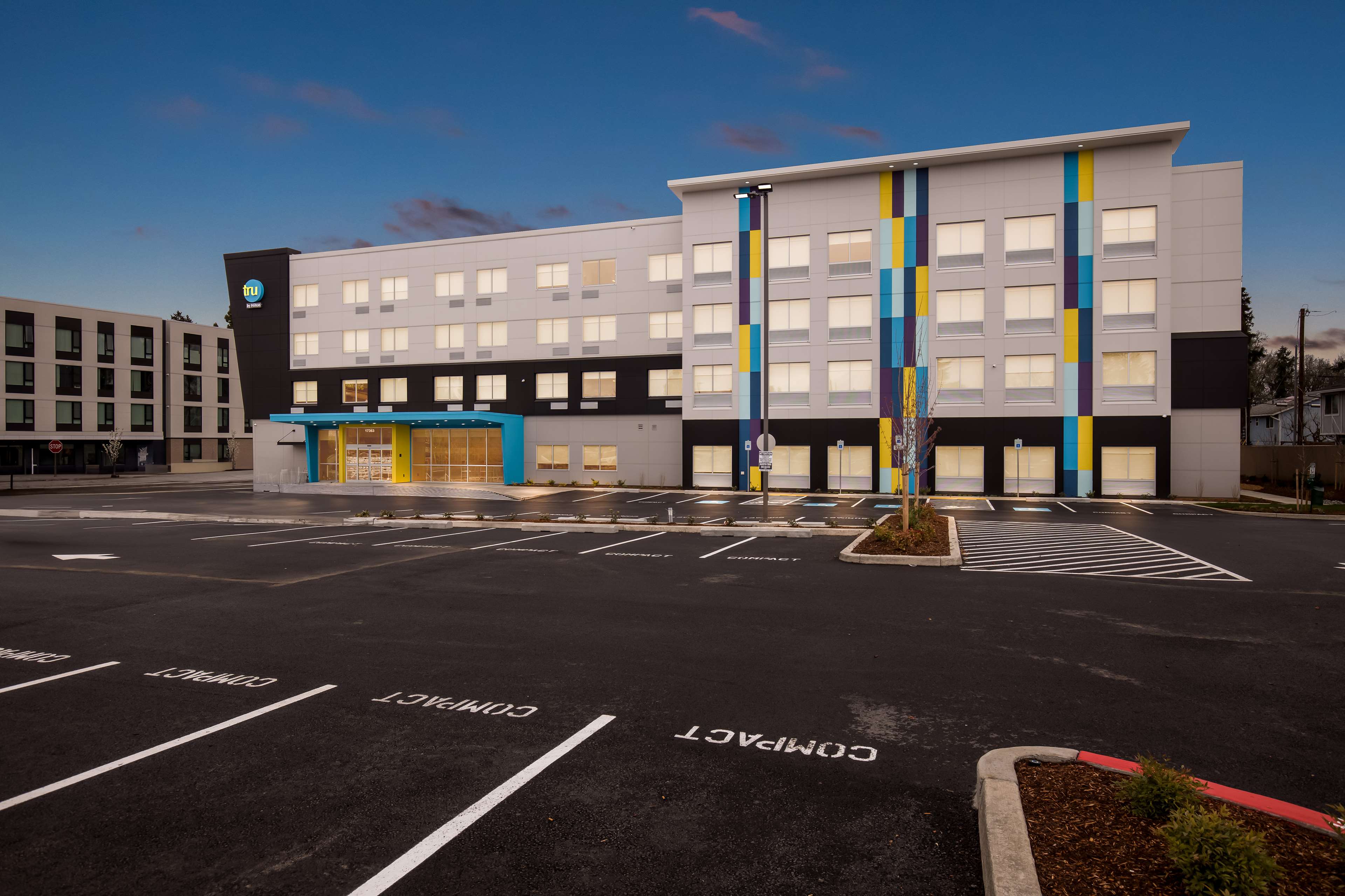 Tru by Hilton Aloha Beaverton — Beaverton — photo 2