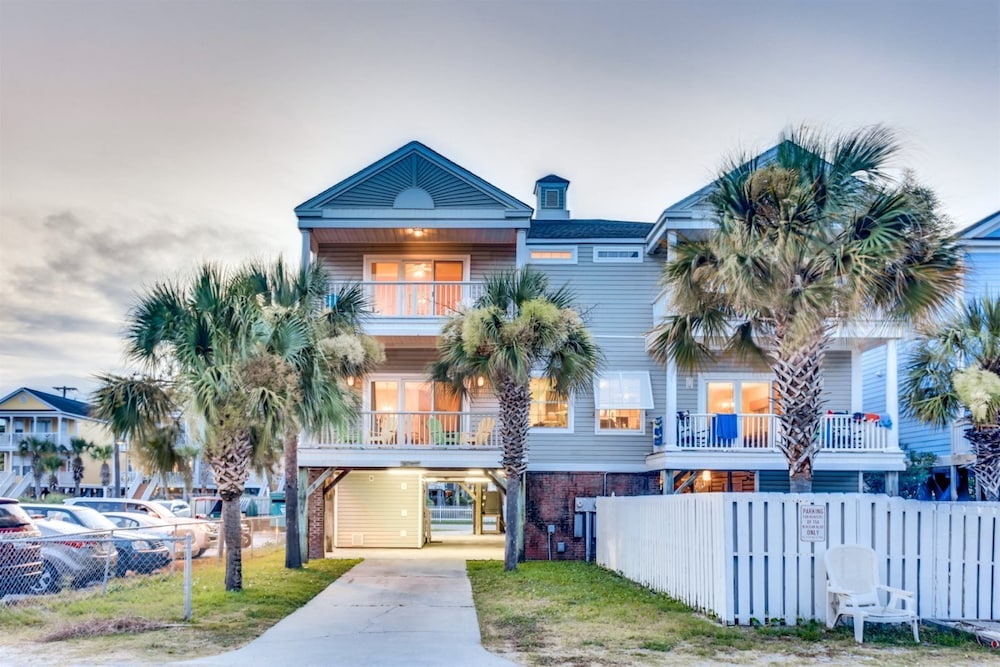 An Amazing Surfside Beach Escape - photo 50