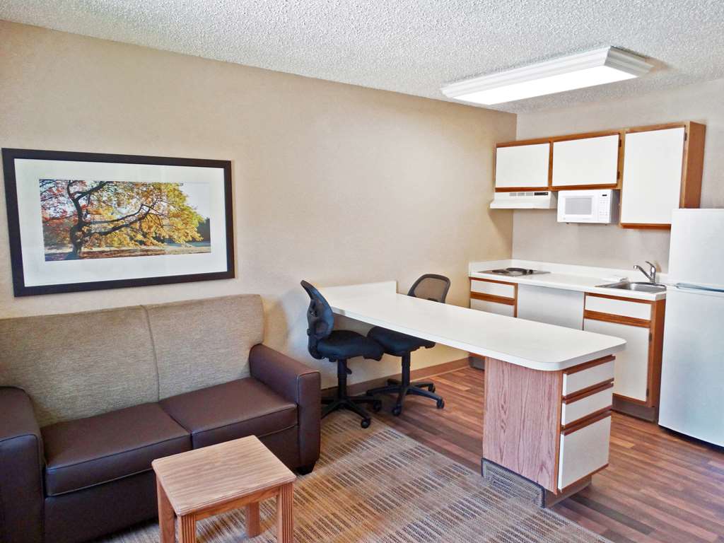 Extended Stay America Annapolis Admiral Cochrane Drive - photo 9