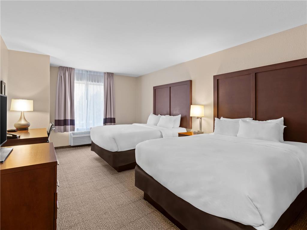 Comfort Inn & Suites Munising Lakefront - photo 11
