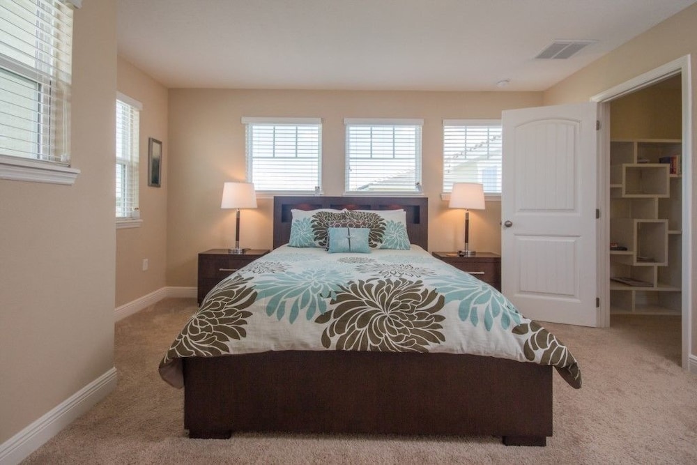Ip60500 Solterra Resort 6 Bed 4 Baths Villa - photo 5
