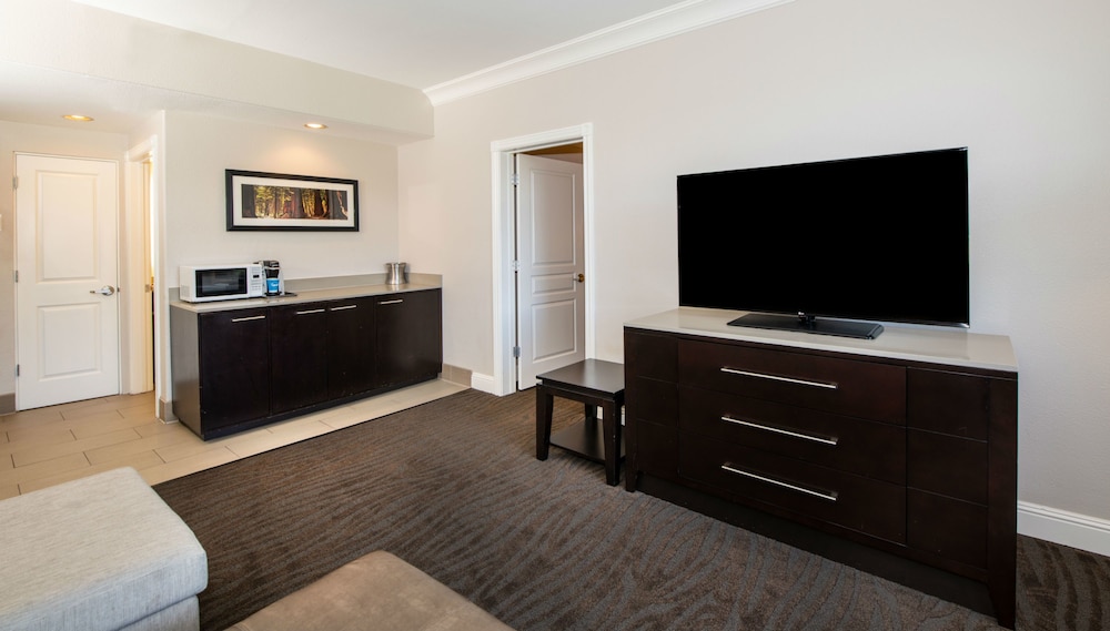 Hilton Santa Cruz Scotts Valley - photo 10