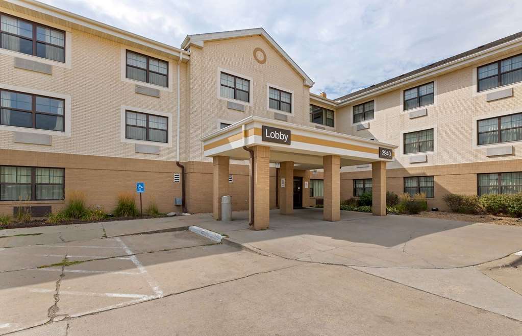 Extended Stay America Select Suites Des Moines Urbandale - photo 2
