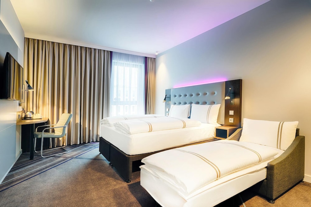 Premier Inn Berlin Airport — Berlin — photo 5