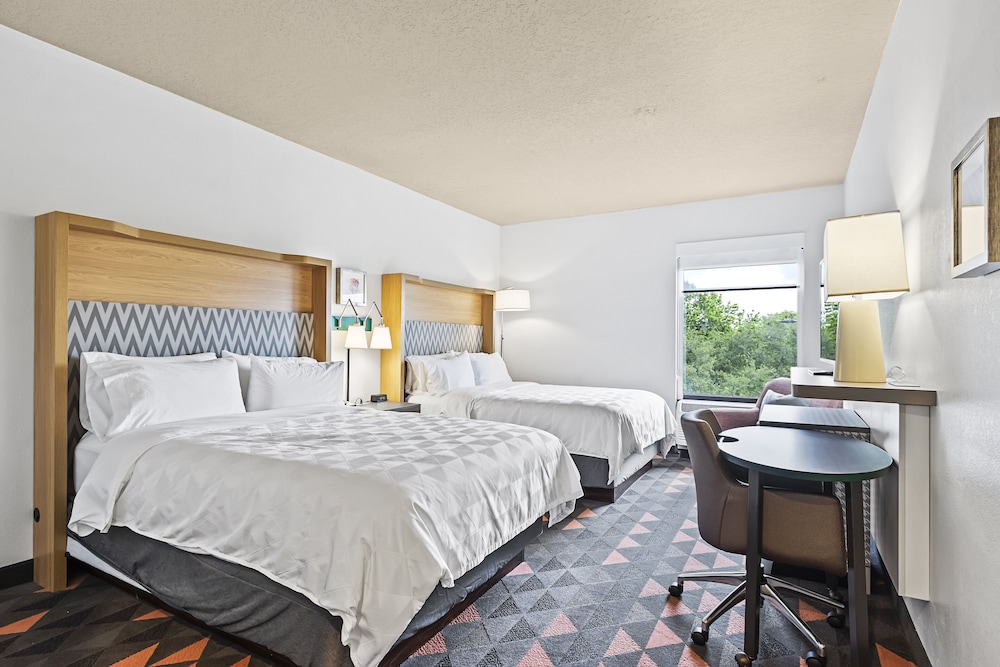 Holiday Inn St. Petersburg West by IHG - photo 27