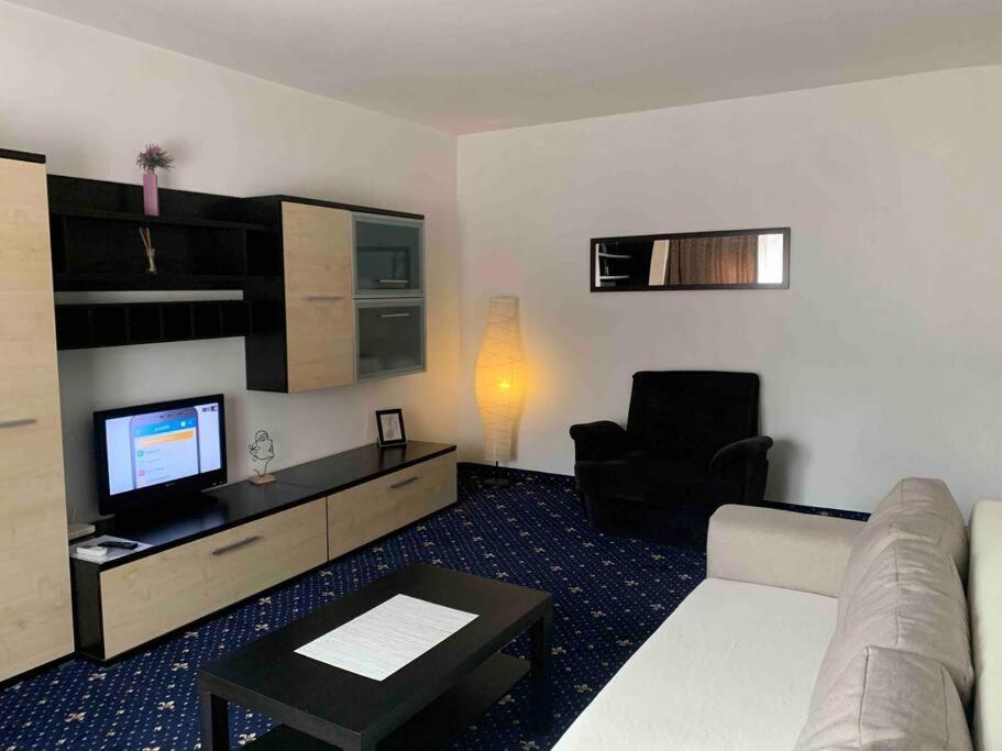 Cozy & warm studio — 4-Star Luxury Hotel in Bucharest, Romania