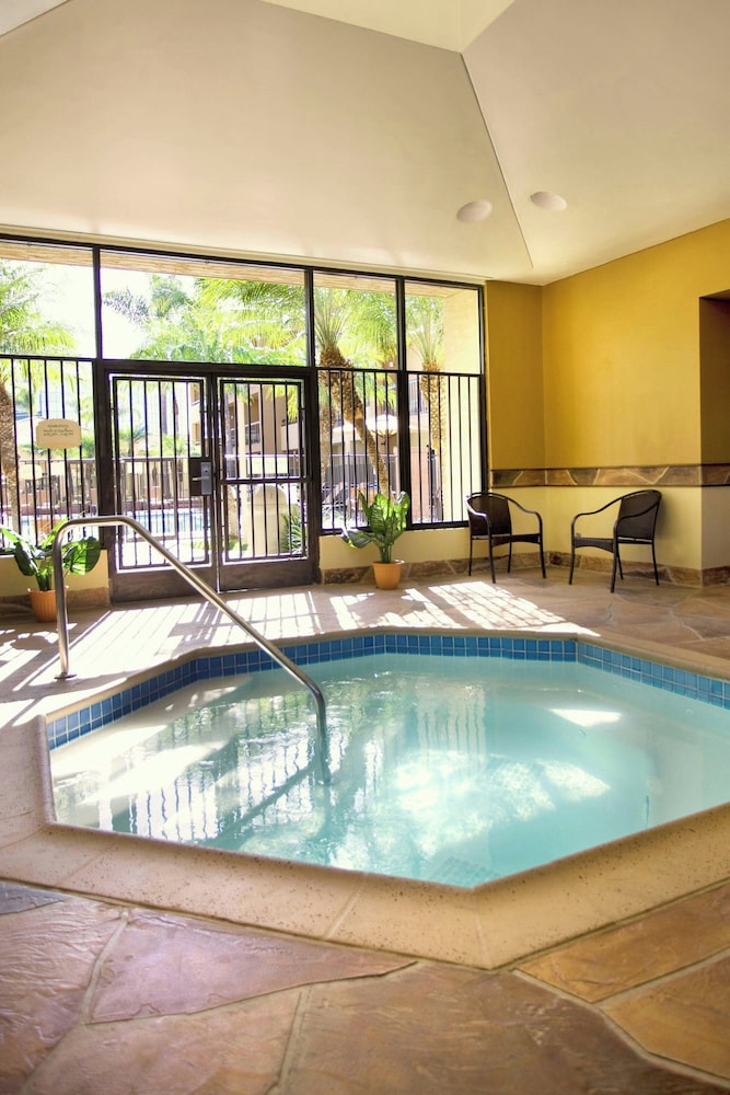 Courtyard by Marriott San Diego Sorrento Valley - photo 19