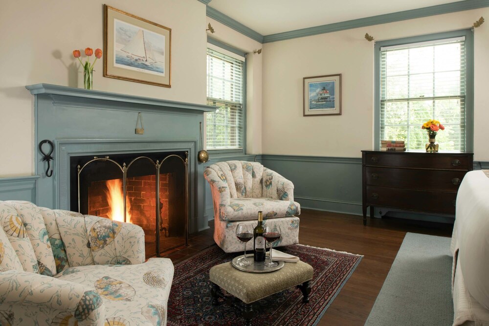 Great Oak Manor - photo 8