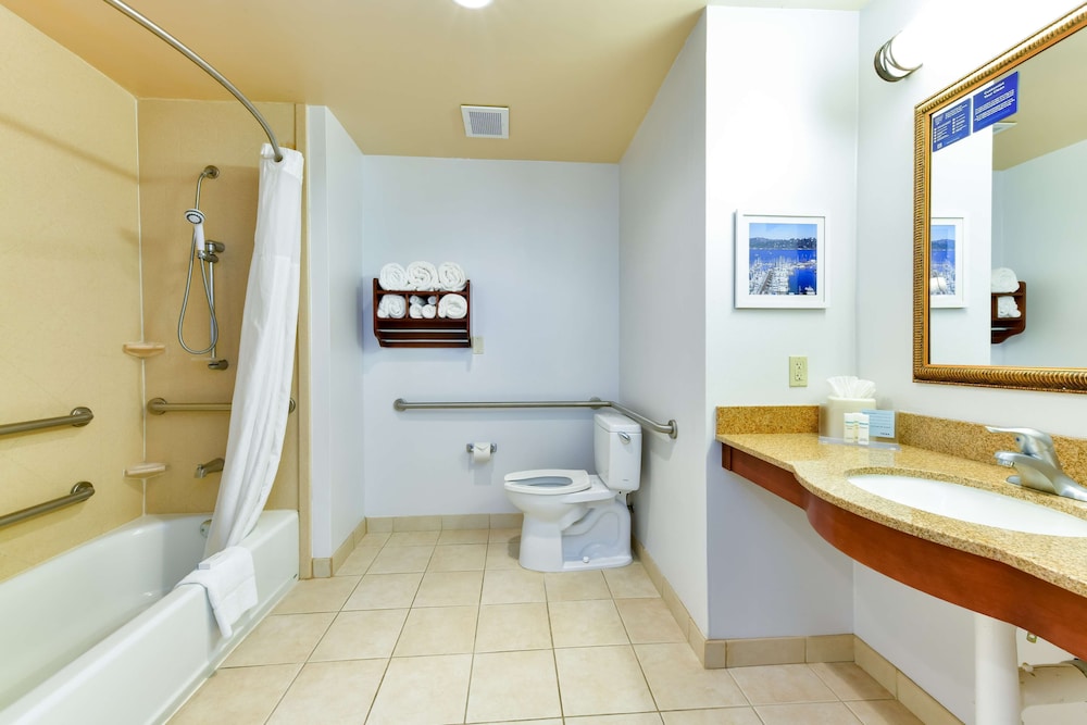 Hampton Inn & Suites Pittsburg CA - photo 45