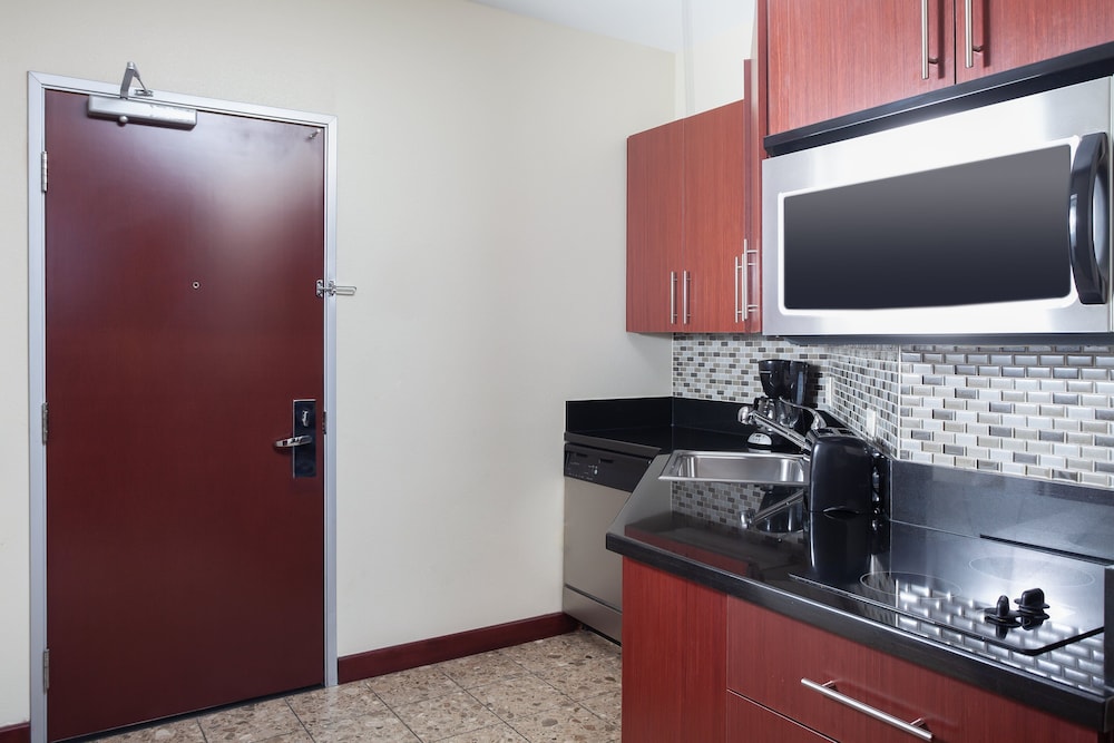 Staybridge Suites: Las Vegas Stadium District by IHG - photo 34