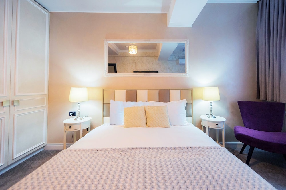 Brater Luxury — 4-Star Luxury Hotel in Bucharest, Romania