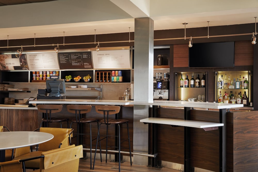 Courtyard by Marriott St. Louis Downtown West - photo 30